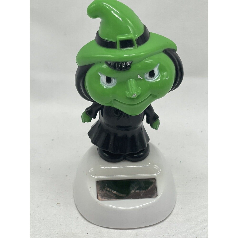 Solar Powered Halloween Dancing Green Witch Bobblehead Black Dress Green Hat